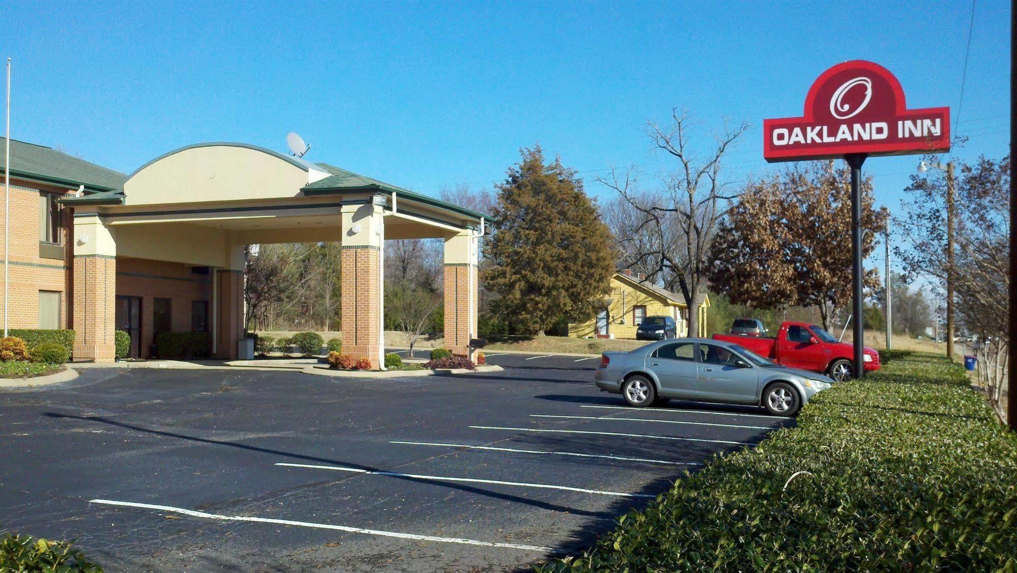 Oakland Inn Exterior photo